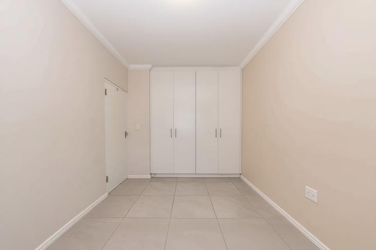 2 Bedroom Property for Sale in Table View Western Cape